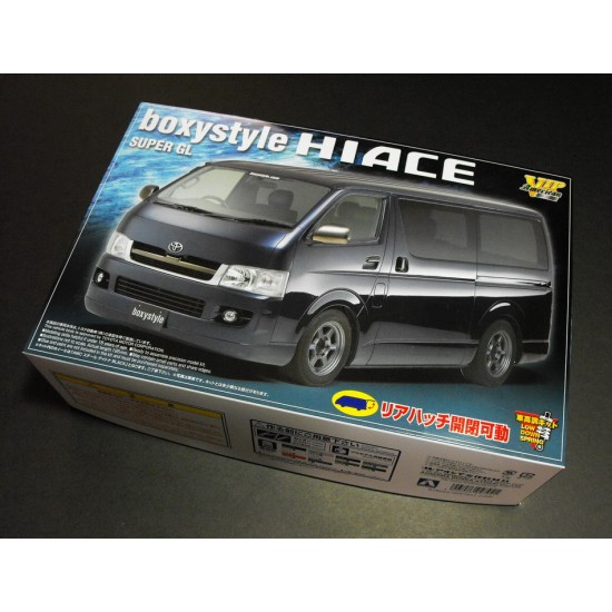 1/24 Toyota Boxystyle Hiace Super GL (200 Series) 