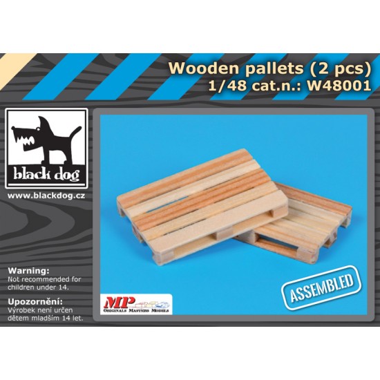 1/48 Wooden Pallets (2pcs, assembled)