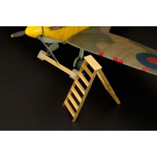 1/48 British RAF Aircraft Wheel Chock - Ladder