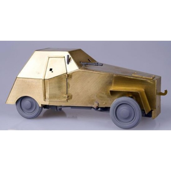 1/35 WWII French Armoured Car