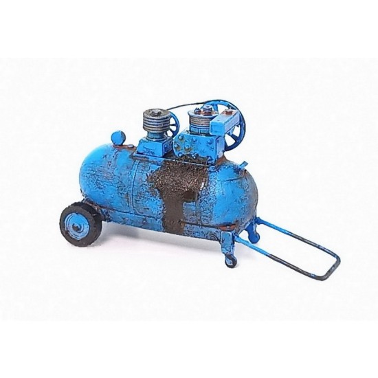 1/35 Mini Air Compressor