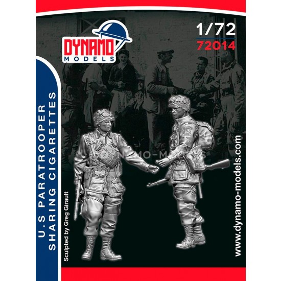 1/72 US Paratroopers Sharing Cigarettes (2 figures)