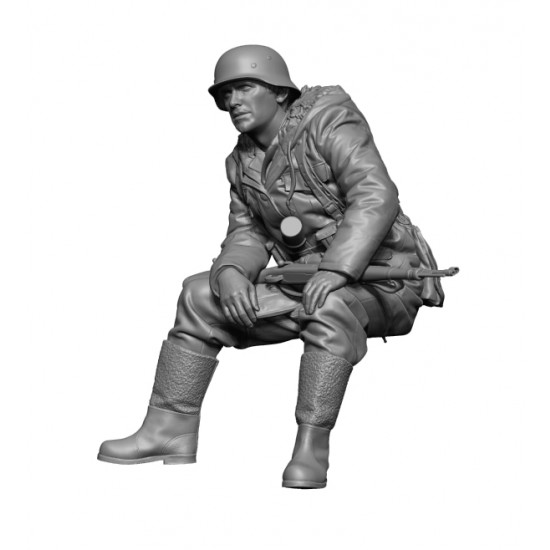 1/35 WWII SS Soldier Winter Uniform #1