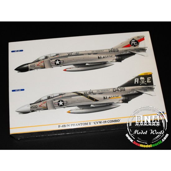 1/72 F-4B/N Phantom II "CVW-19 Combo" Jet Fighter (2 Kits)