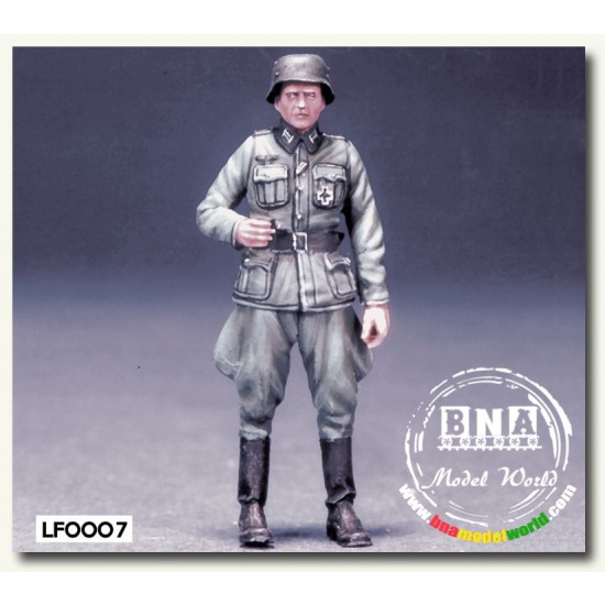 1/35 WWII German Officer 