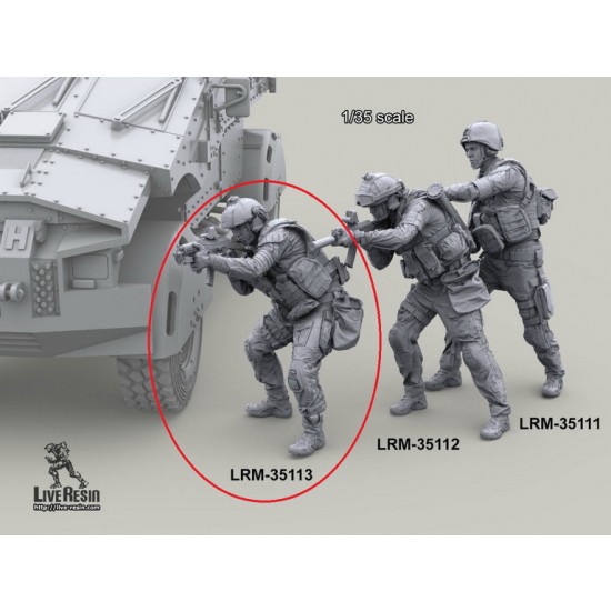 1/35 Department A Heavy Assault Group, Figure 3