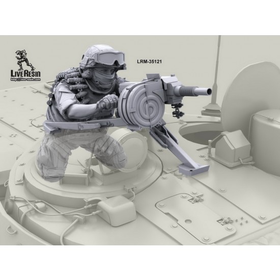 1/35 Modern Russian Soldier, Fired From Ags-17 Launcher Mounted On Armour Vehicle Turret