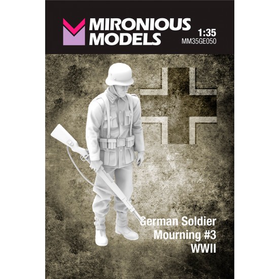 1/35 WWII German Soldier Mourning #3