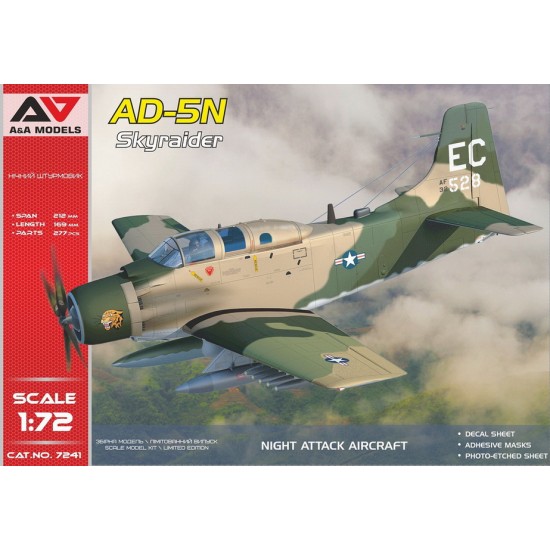 1/72 Douglas AD-5N SkyRaider Night Attack Aircraft