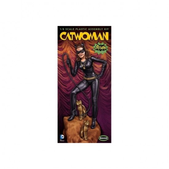 1/8 1966 Catwoman Assembly Figure Kit