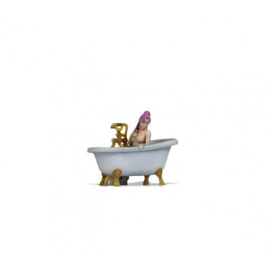 HO Scale Bathing Woman (assembled painted 3D figures)