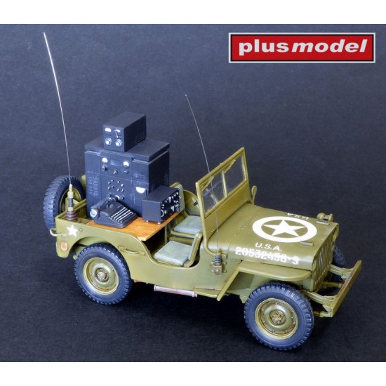 1/35 US Radio set with BC 610 and BC 342 Radios for Jeep