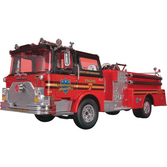 1/32 Mack Fire Pumper