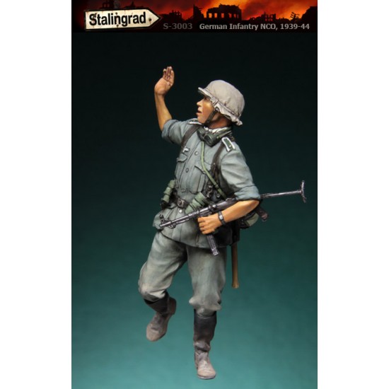 1/35 German Infantry NCO 1939-1944 (1 figure, 2 variants of helmets)