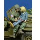 1/35 US Paratrooper with Small Girl 1944-45