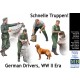 1/35 WWII German Drivers Schnelle Truppen (4 figures and 1 dog)